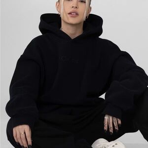 Comfrt Black Hoodie